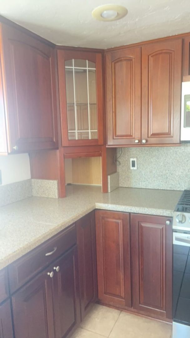 Building Photo - Cozy 4 bedroom in Vista
