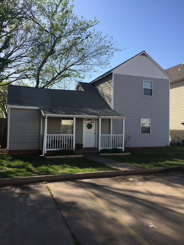 3003 E 4th Ave, Stillwater, OK 74074 Condo for Rent in Stillwater, OK