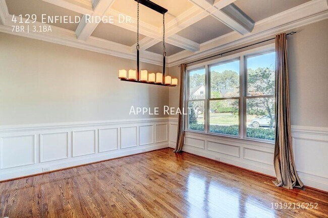 Foto del edificio - 4129 Enfield Ridge Dr