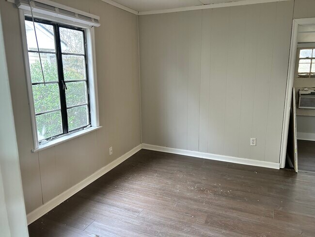 Foto del edificio - 2409 Ivy St