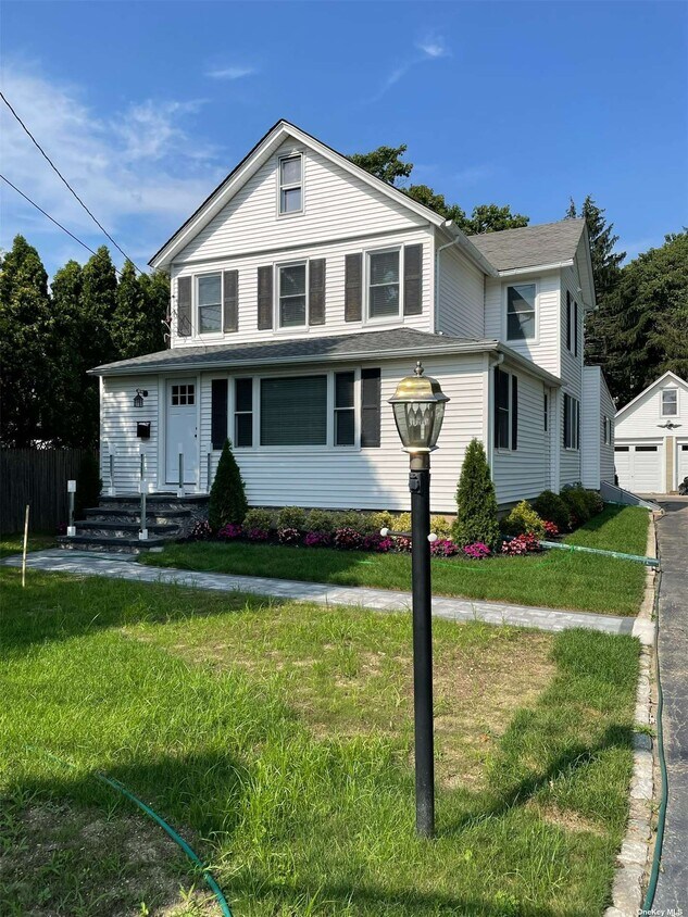 Primary Photo - 50 Spring Rd