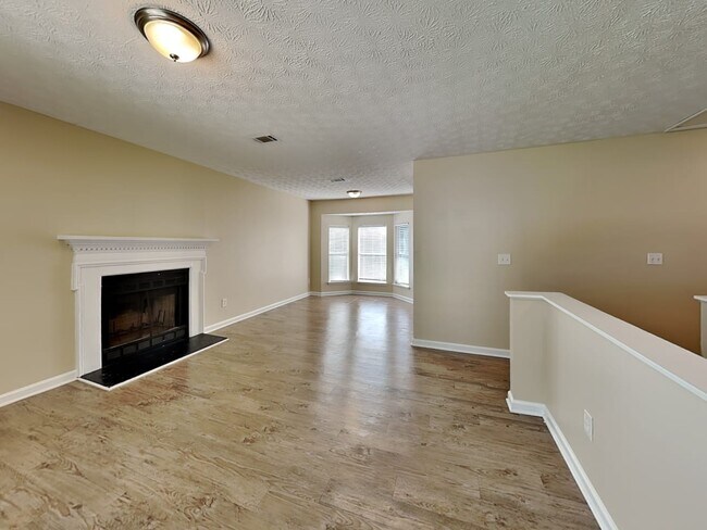 Building Photo - 5300 Forest Downs Ln