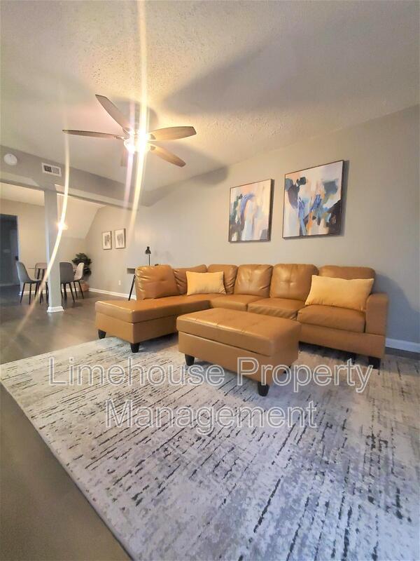 Building Photo - 1309 Sierra Dr