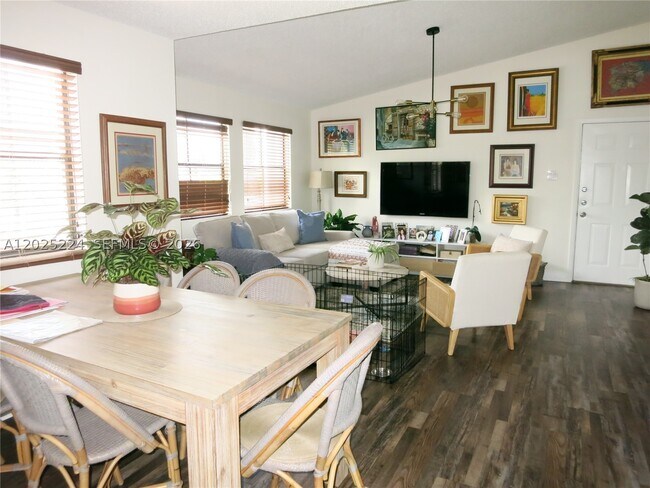 Building Photo - 15060 SW 103rd Terrace