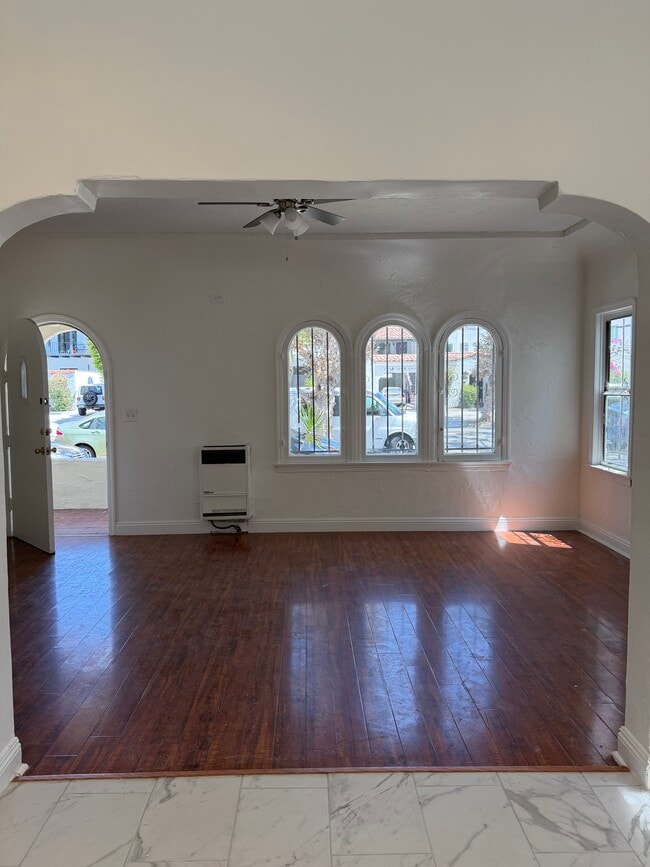 Building Photo - 6326 W 6th St