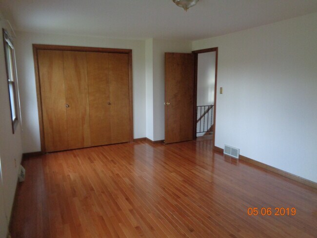 Foto del edificio - 1425 Como Park Blvd