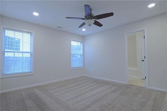 Foto del edificio - 3198 Liberty Commons Dr NW