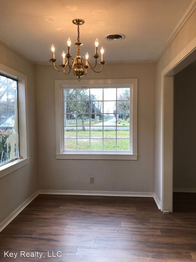 3 br, 1 bath House 3520 Bayou Rapides Road House Rental in