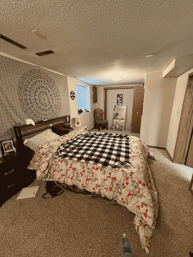 Foto del edificio - 321 3rd St W