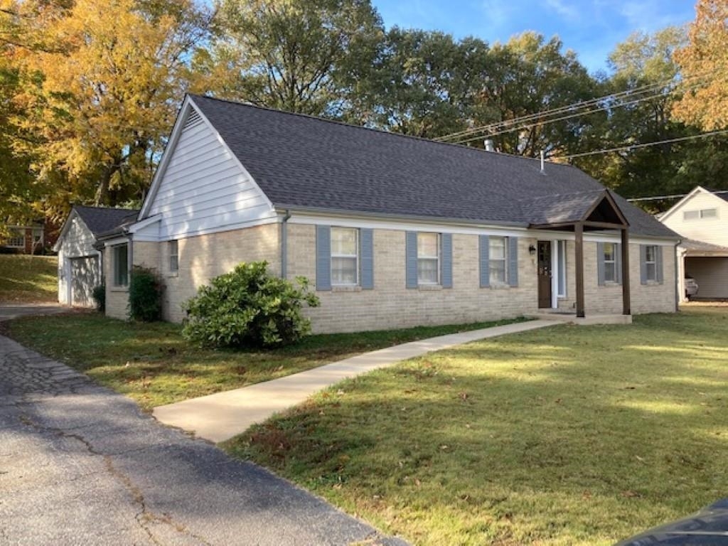 Foto principal - 5683 Redding Ave