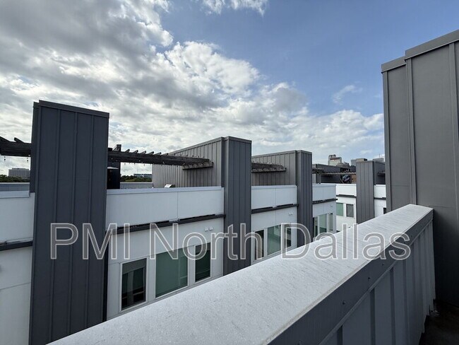 Photo - 1771 Mccoy St Townhome