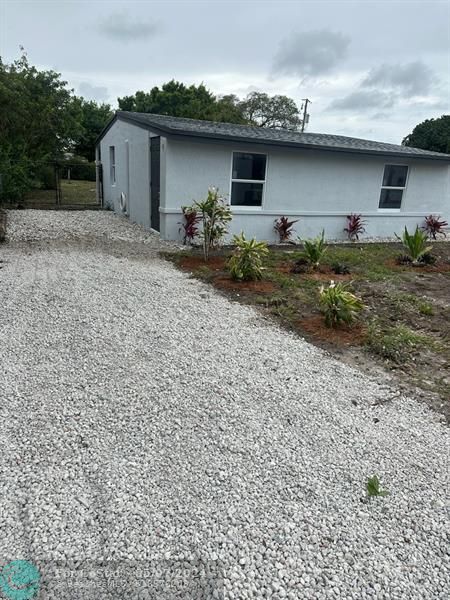 Foto del edificio - 4365 27th Ave