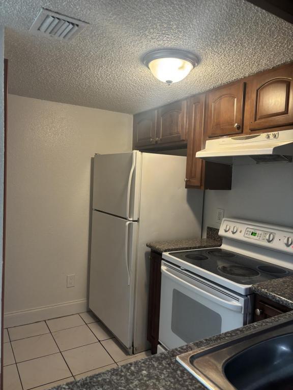 Foto del edificio - 11501 NW 44th St