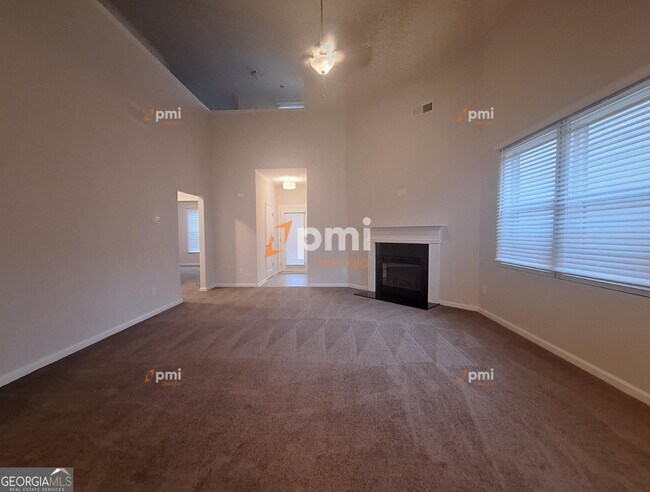 Foto del edificio - 3658 Madison St