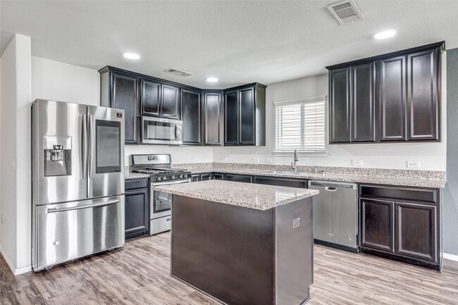 Foto del edificio - 5722 Basin Ranch Ln