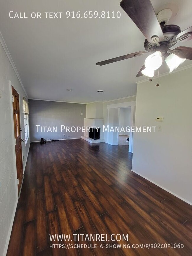 Foto del edificio - South Sacramento 3bed Home  - Managed by T...