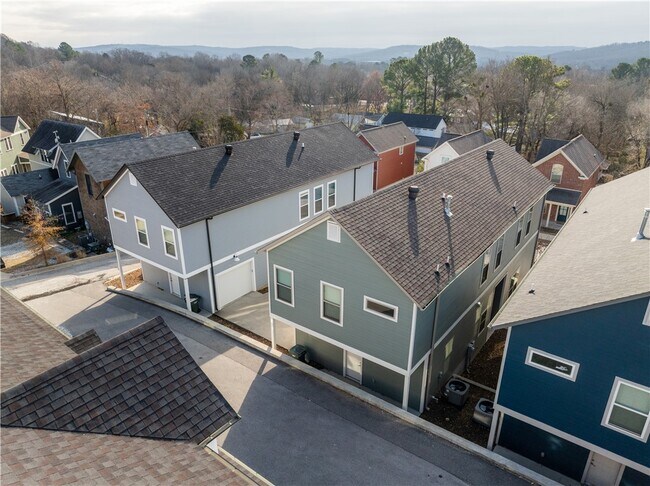 Foto del edificio - 146 E South St