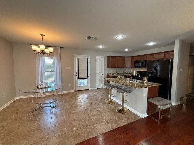 Foto del edificio - Victoria Meadows -Near BAFB