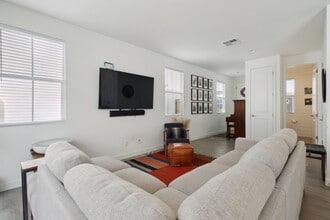 Building Photo - 5464 S Dillon Cir