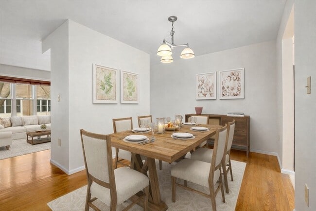 Foto del edificio - 6 Locust Ln