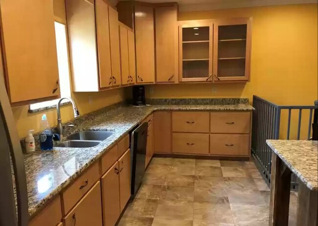 Foto del edificio - 172 College St