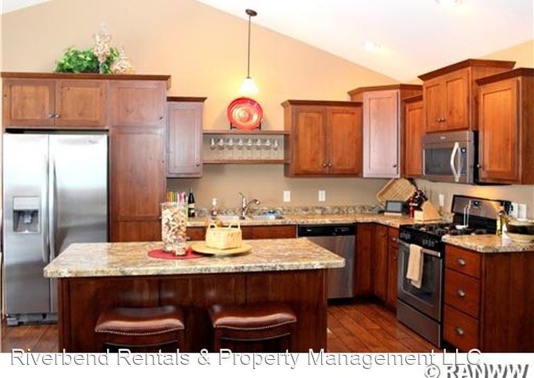 Primary Photo - 3 br, 2 bath House - 838 Daisy Lane