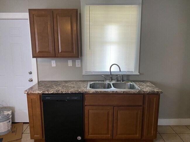 Foto del edificio - 7004 Minnesota Ave