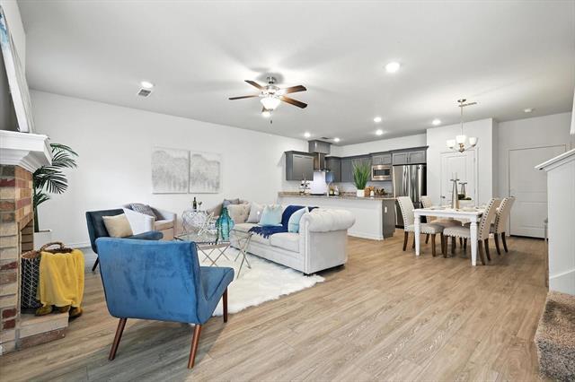 Foto del edificio - 8712 Tudor Pl