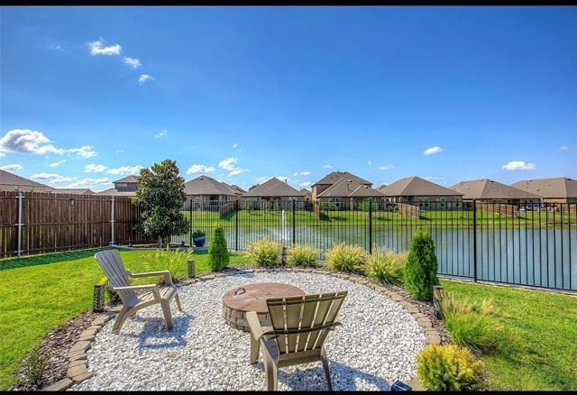 Building Photo - 4055 Ellinger Dr