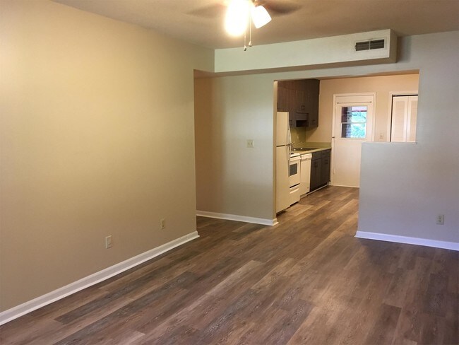 Foto del edificio - 6563 Still Meadows Ln