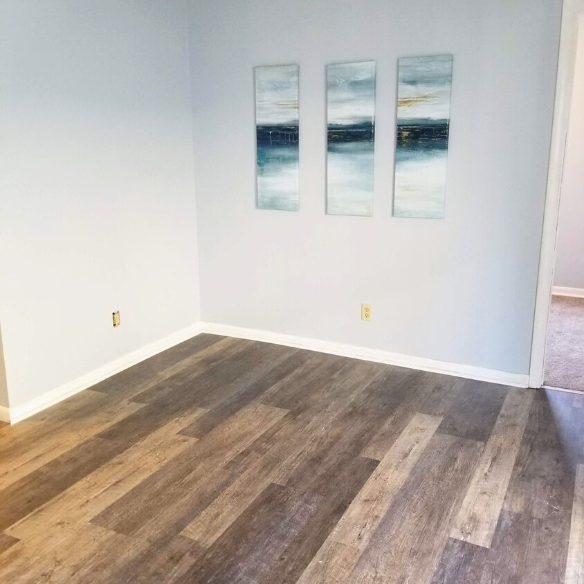 Primary Photo - Cozy Lancaster Apartment in Prime Location