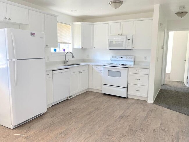 Building Photo - 5542 S 5340 W