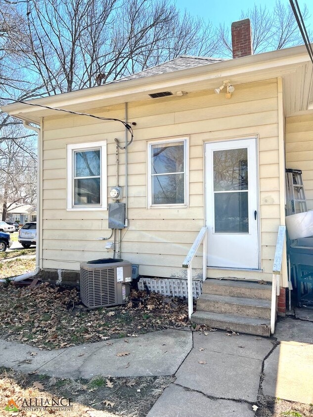 Foto principal - 800 Osage St