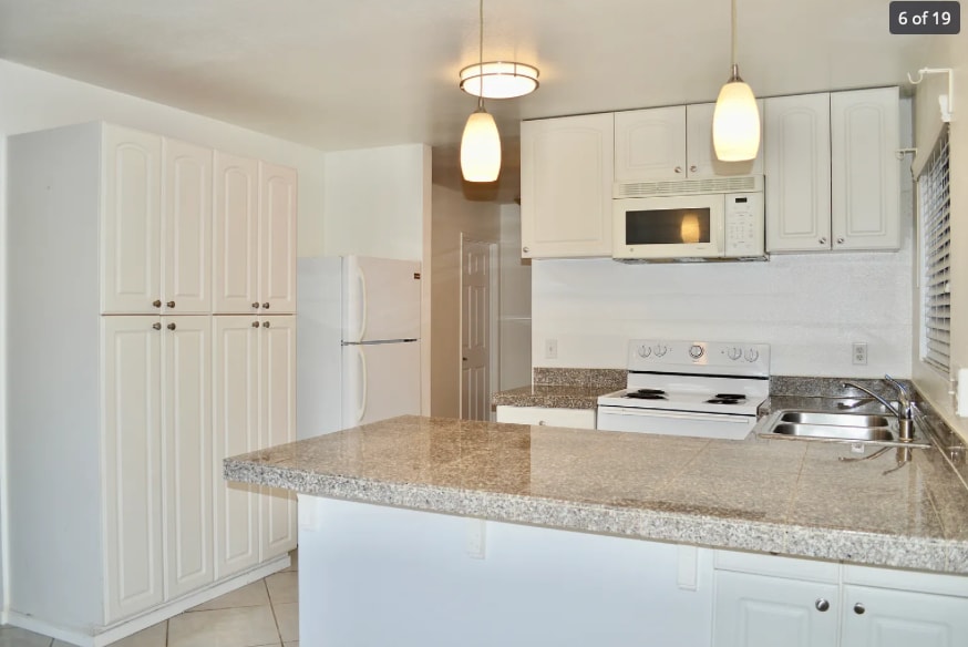 Foto principal - 5462 Adobe Falls Rd