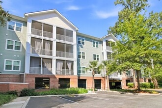 Building Photo - 1755 Central Park Rd