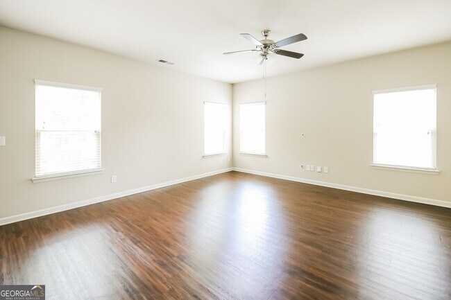 Foto del edificio - 177 Parkview Pl Dr