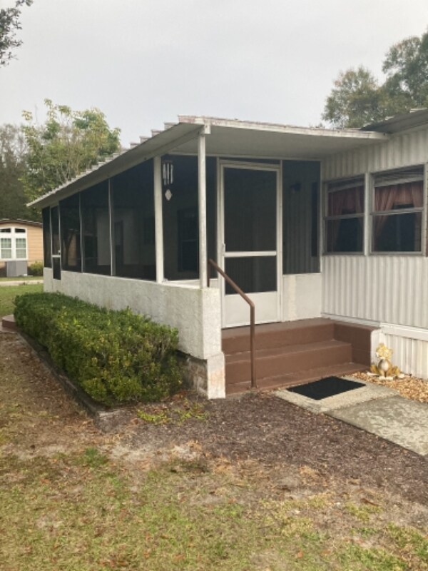 Foto del edificio - 3918 Young Rd