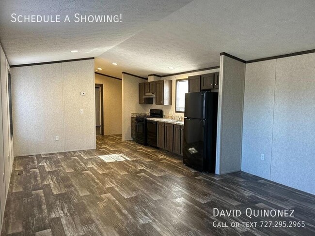 Building Photo - 5822 Kelso-