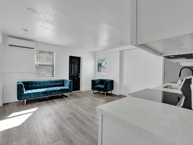 Foto del edificio - 6147 SW 40th St
