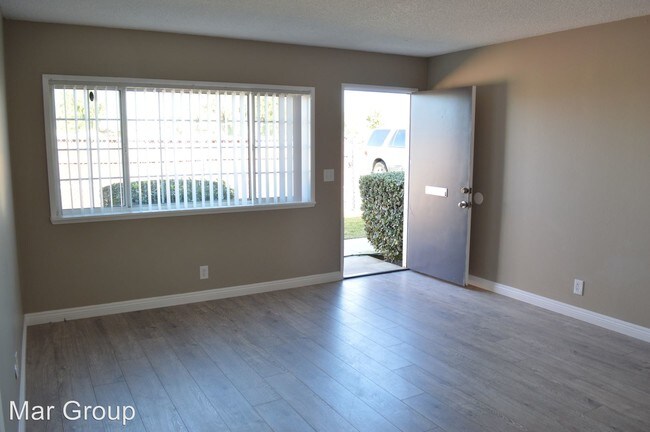 Building Photo - 1596 Coronado Ave