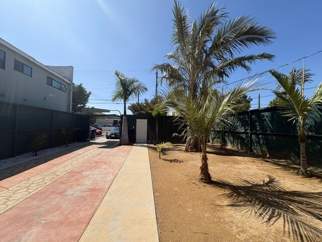 Foto del edificio - 2334 Virginia Ave