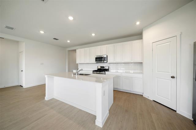 Building Photo - 337 Sedalia Trl