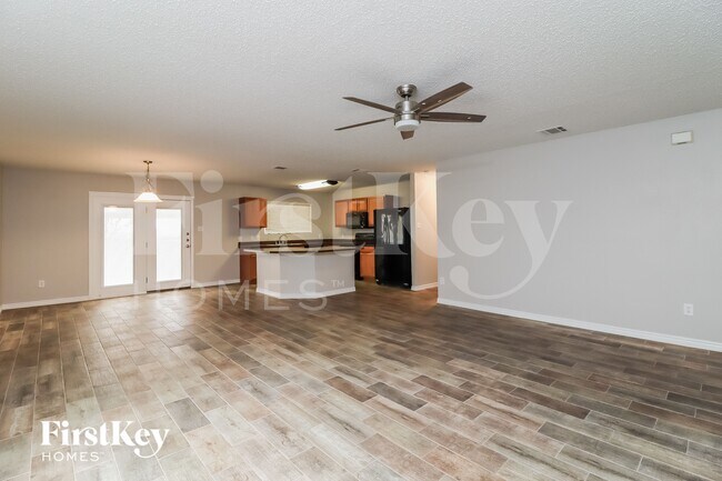 Foto del edificio - 6200 Winnebago Ct