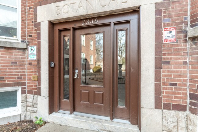 Building Photo - 2338 Tower Grove Avenue - 2E