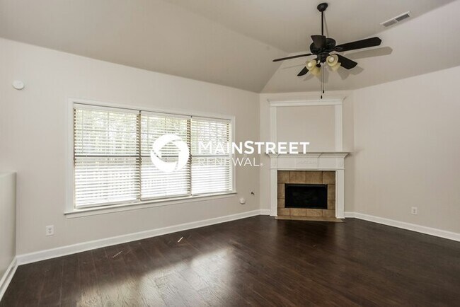 Foto del edificio - 10105 Cypress Lake Dr