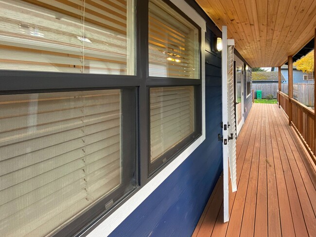 Photo - Waukie Apartment