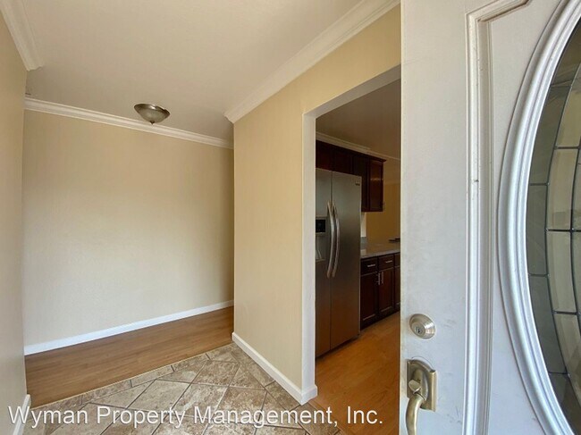 Building Photo - 3 br, 2 bath House - 810 Laguna Avenue
