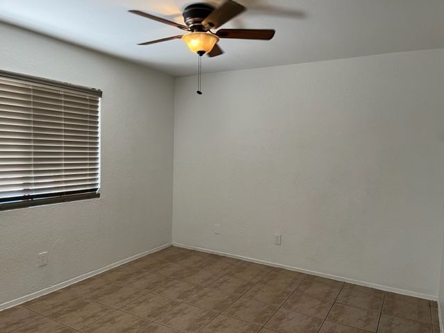 Foto del edificio - 3511 E Baseline Rd