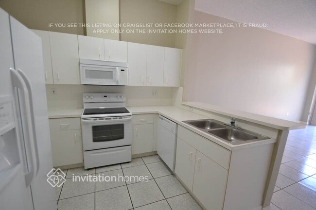 Building Photo - 16263 SW 83rd St