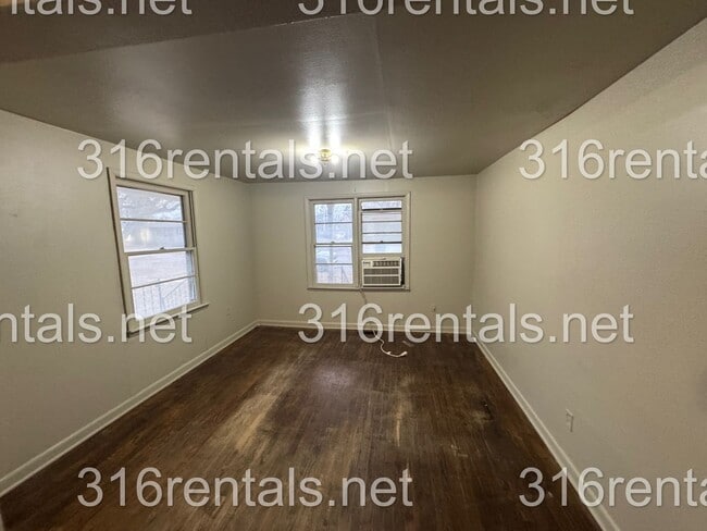 Foto del edificio - $850- 3 bed 1 bath - Single Family Home